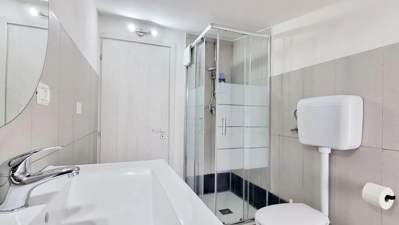 Guest Holiday Mandra 12 E 13 Reggio Emilia Apartment